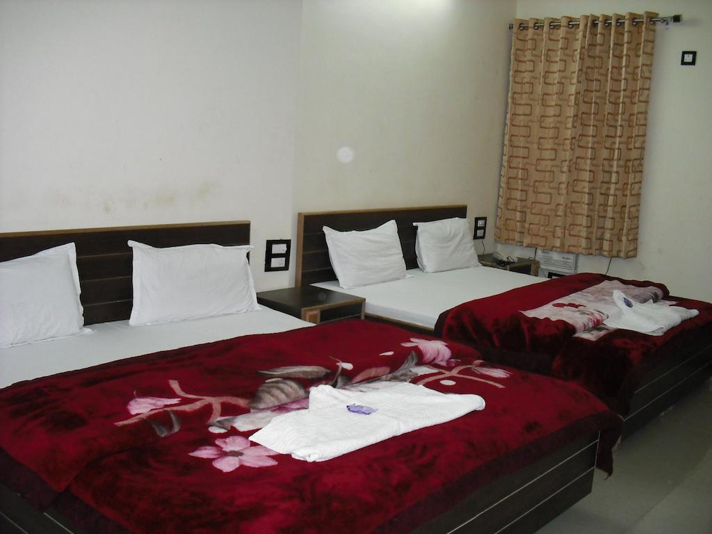 Hotel Gs Paradise Amritsar Quarto foto