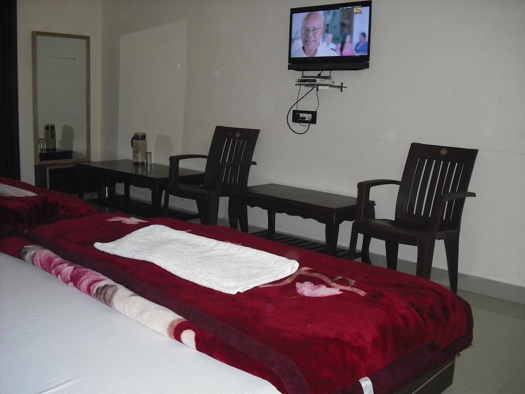 Hotel Gs Paradise Amritsar Quarto foto